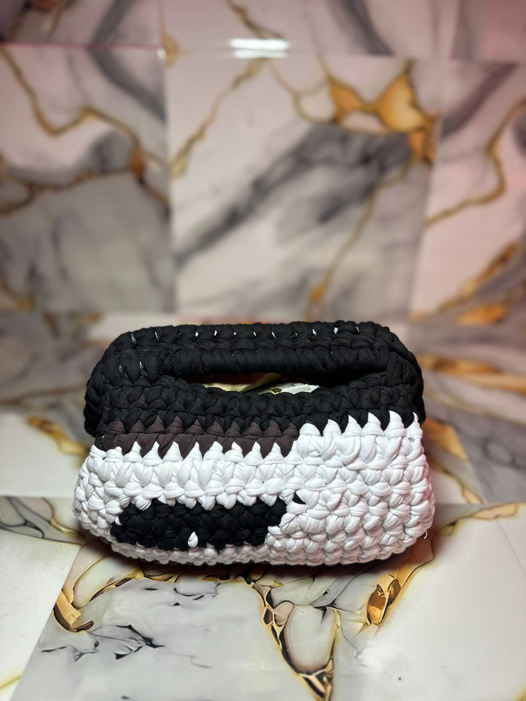 Borsa Eva