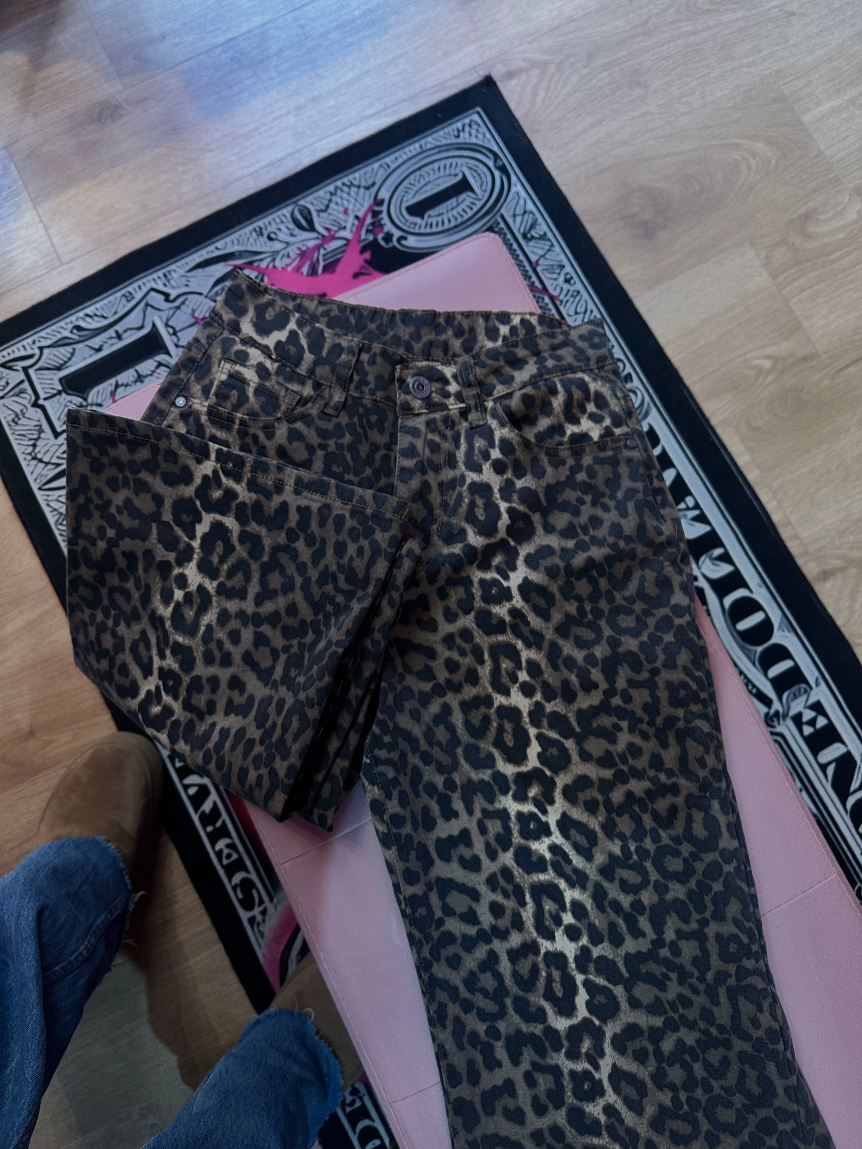 Jeans leopardati